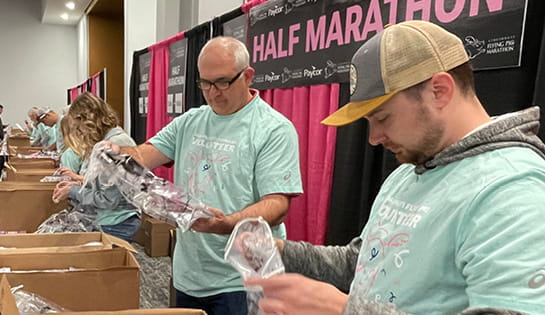 RSC employees volunteer at Cincinnati's Flying Pig marathon.