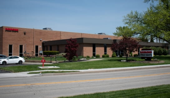 Exterior view of Raymond Storage Concepts Cincinnati branch facility in Blue Ash, OH.